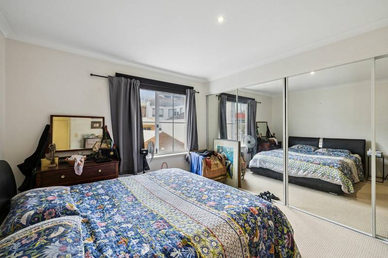 Unit 2/2 Henry Lawson Walk, East Perth, WA 6004