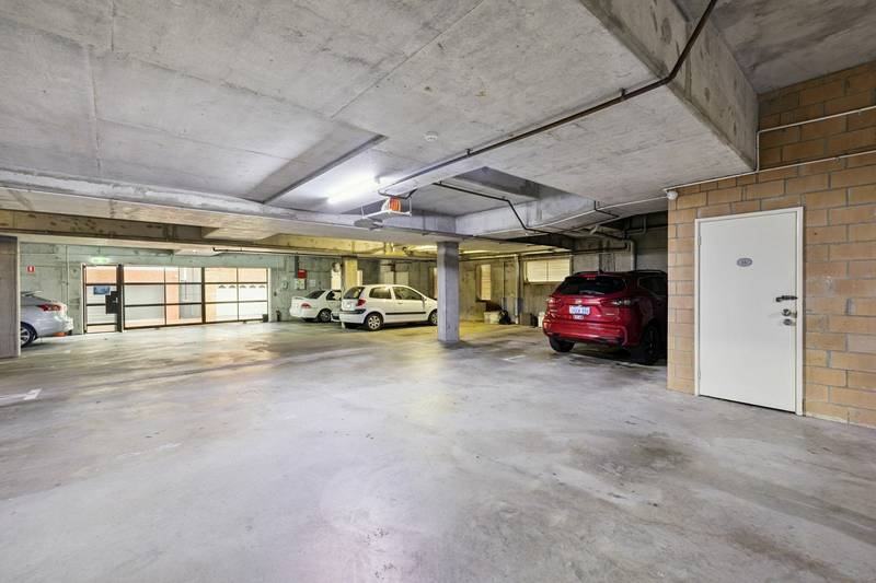 Unit 2/2 Henry Lawson Walk, East Perth, WA 6004