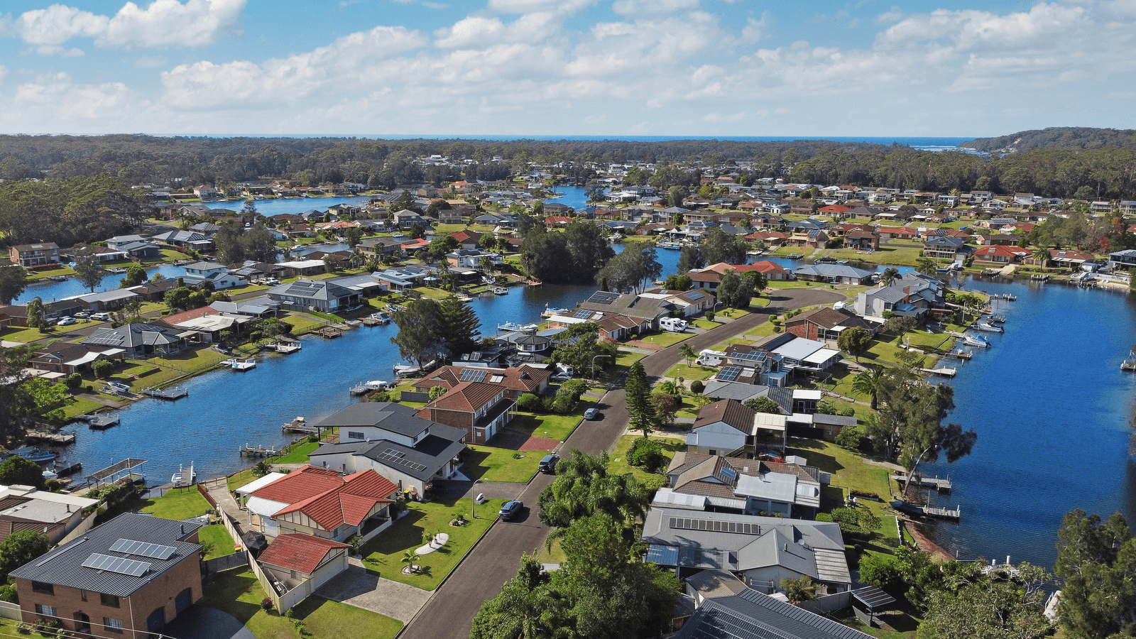 25 Teal Place, Sussex Inlet, NSW 2540