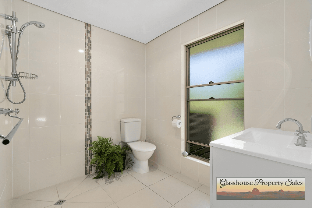 14  Ridgemount Place, Glass House Mountains, QLD 4518