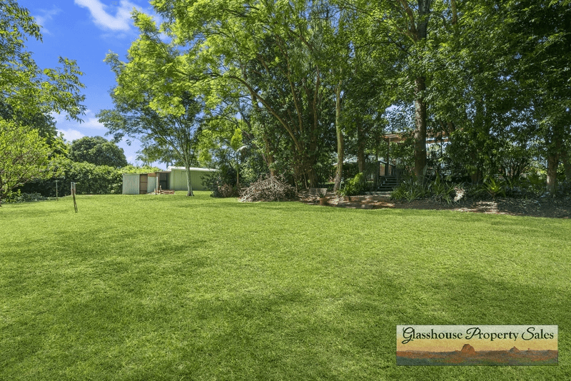 14  Ridgemount Place, Glass House Mountains, QLD 4518