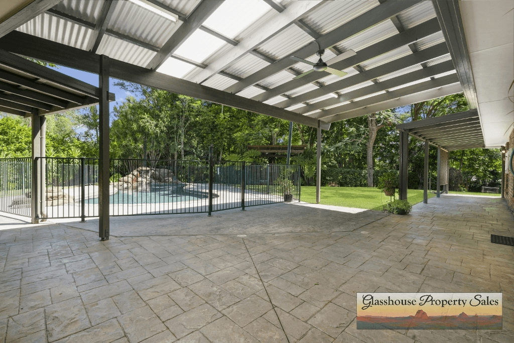 14  Ridgemount Place, Glass House Mountains, QLD 4518