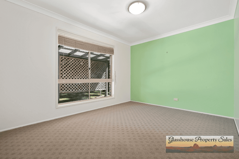 14  Ridgemount Place, Glass House Mountains, QLD 4518