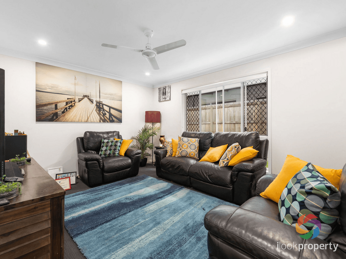 36 Portree Crescent, HEATHWOOD, QLD 4110