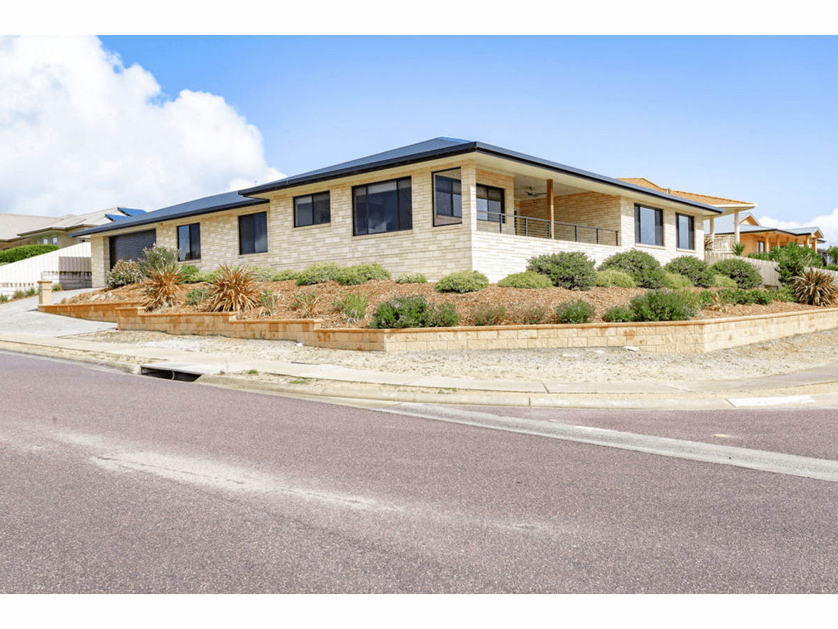 1 Orabanda Drive, PORT LINCOLN, SA 5606