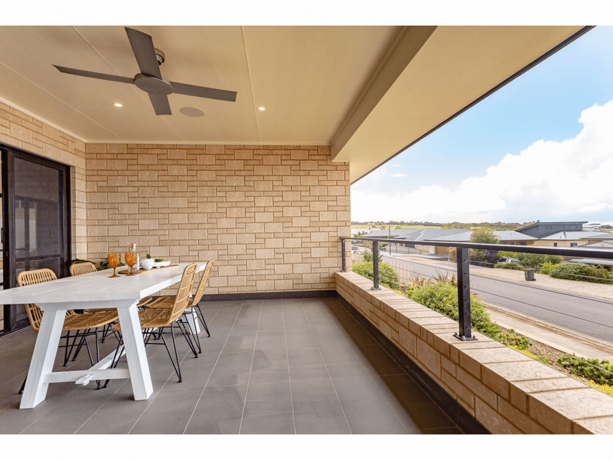 1 Orabanda Drive, PORT LINCOLN, SA 5606