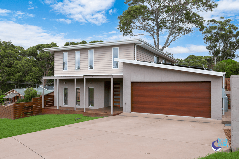 12 Collins Crescent, NAROOMA, NSW 2546