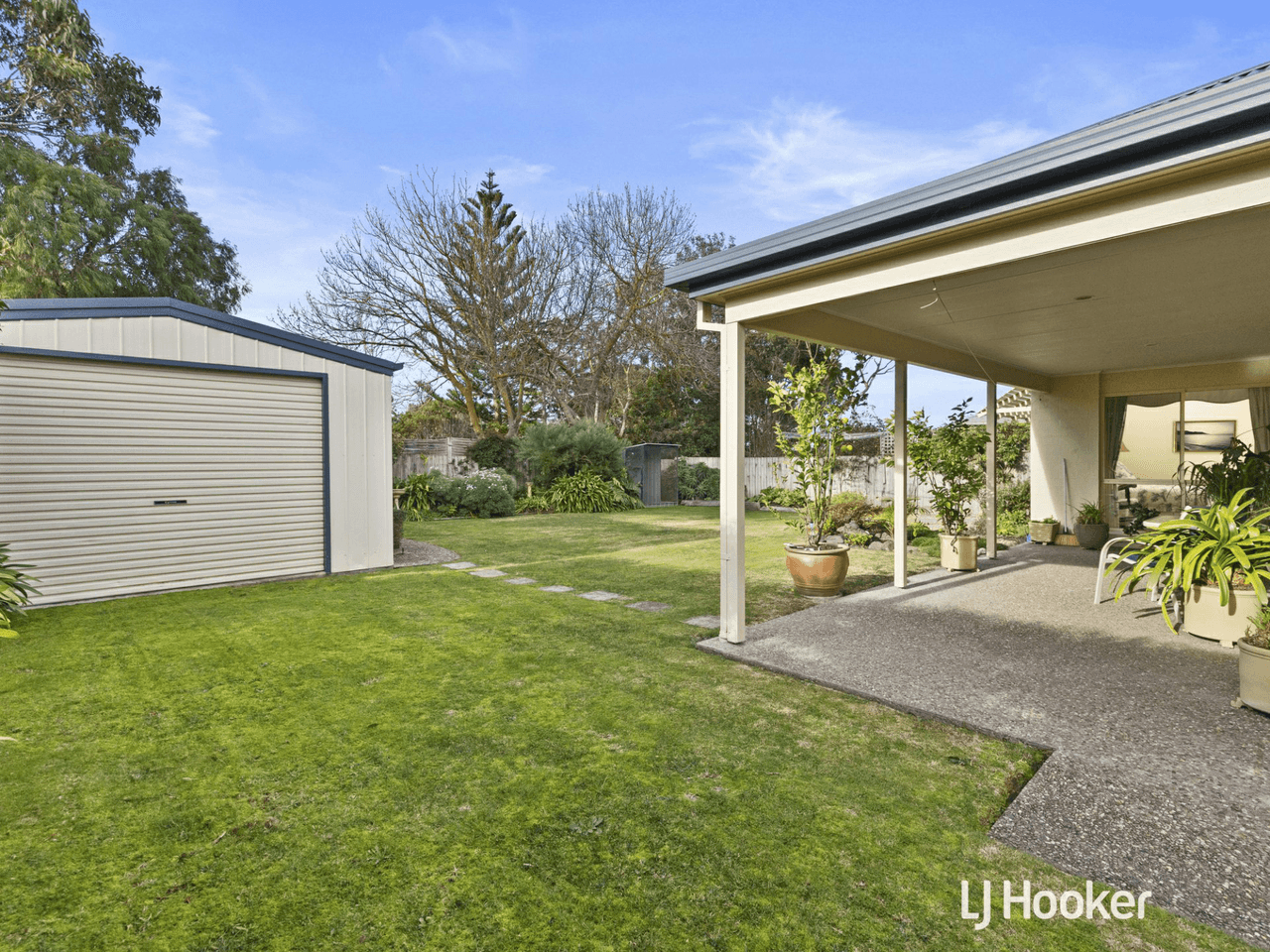 22 Woodland Heath Drive, INVERLOCH, VIC 3996