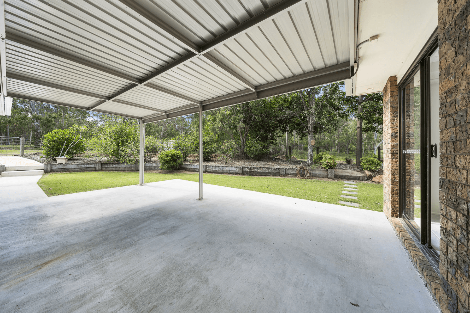 90 Koreelah Street, UPPER LOCKYER, QLD 4352