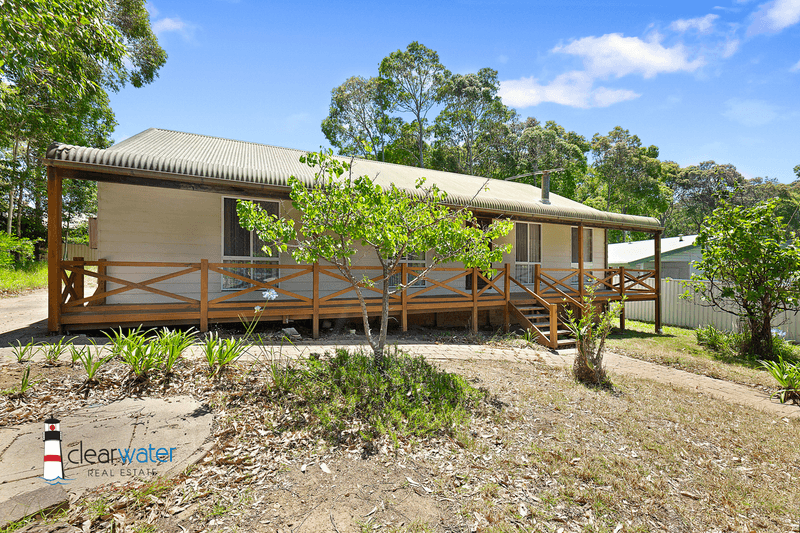 4 Poole Pde, Mystery Bay, NSW 2546
