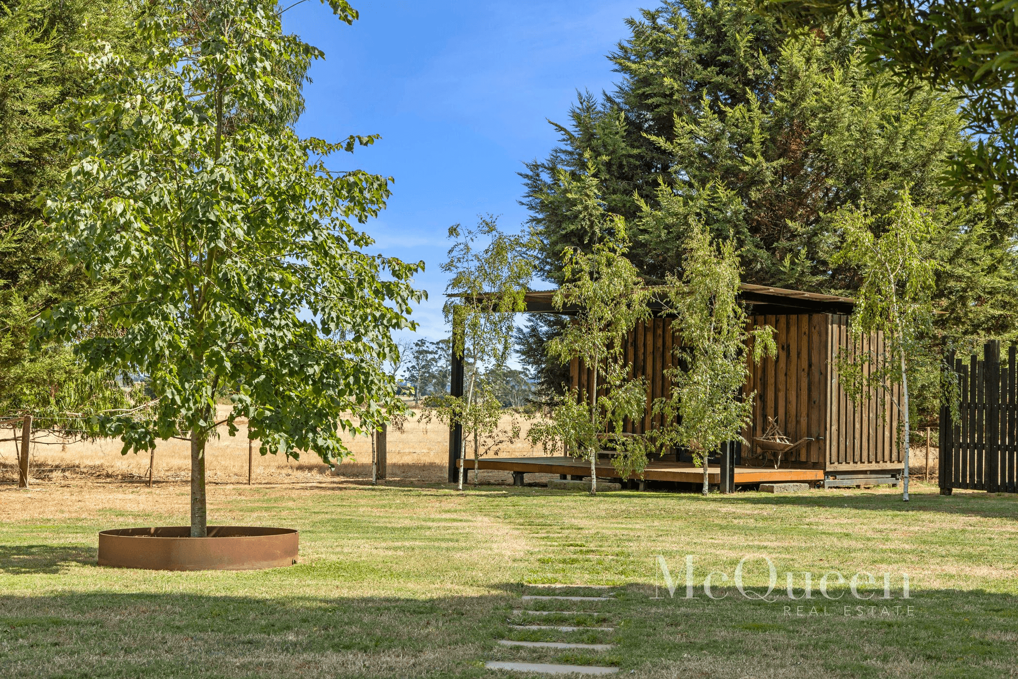 404 James Lane, FERN HILL, VIC 3458
