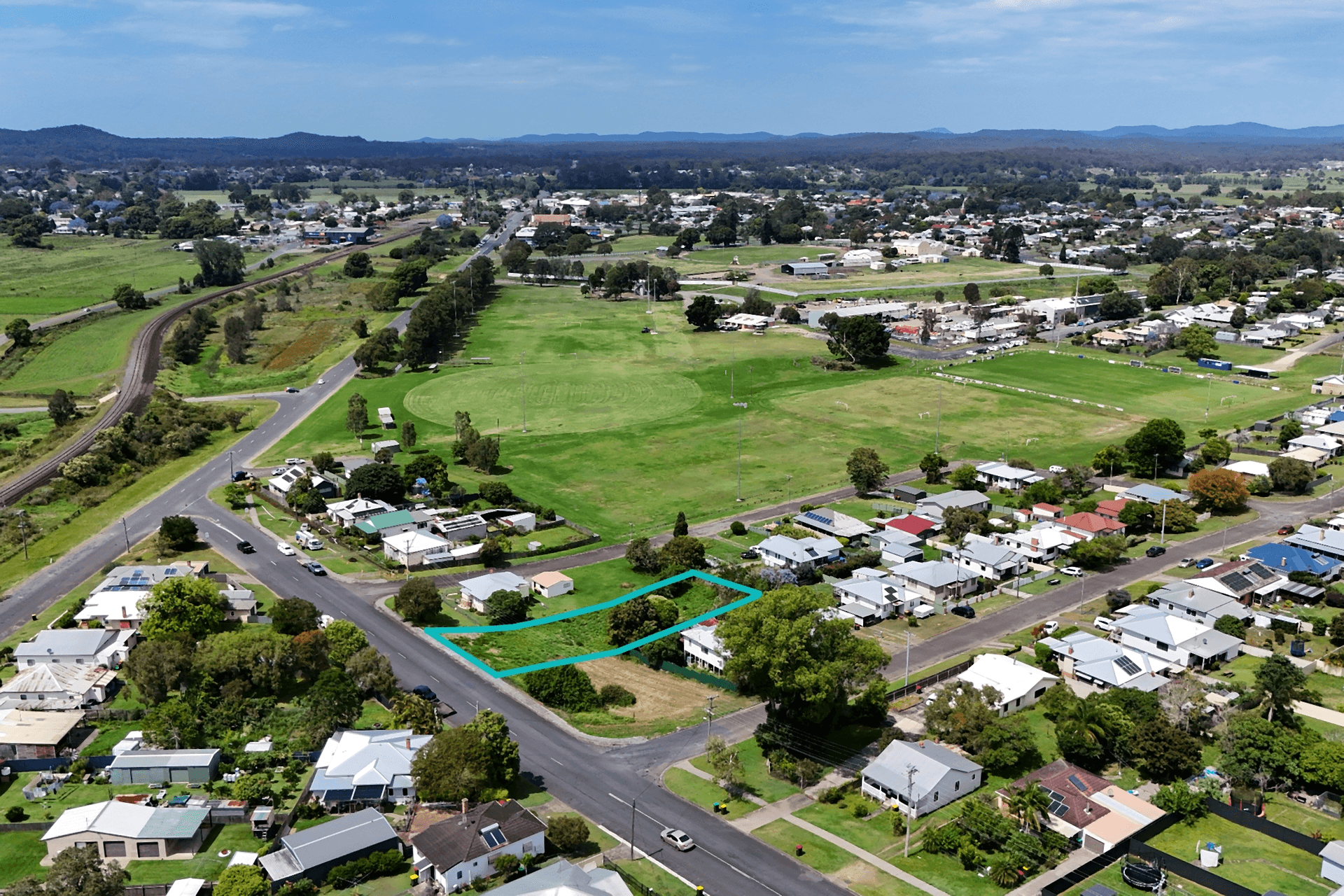 10 Cochrane Street, West Kempsey, NSW 2440