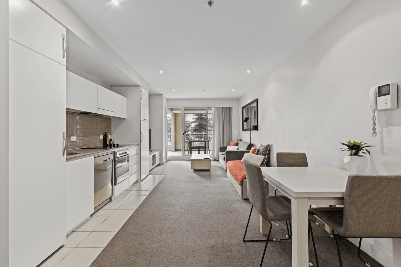 128/16 Holdfast Promenade, Glenelg, SA 5045