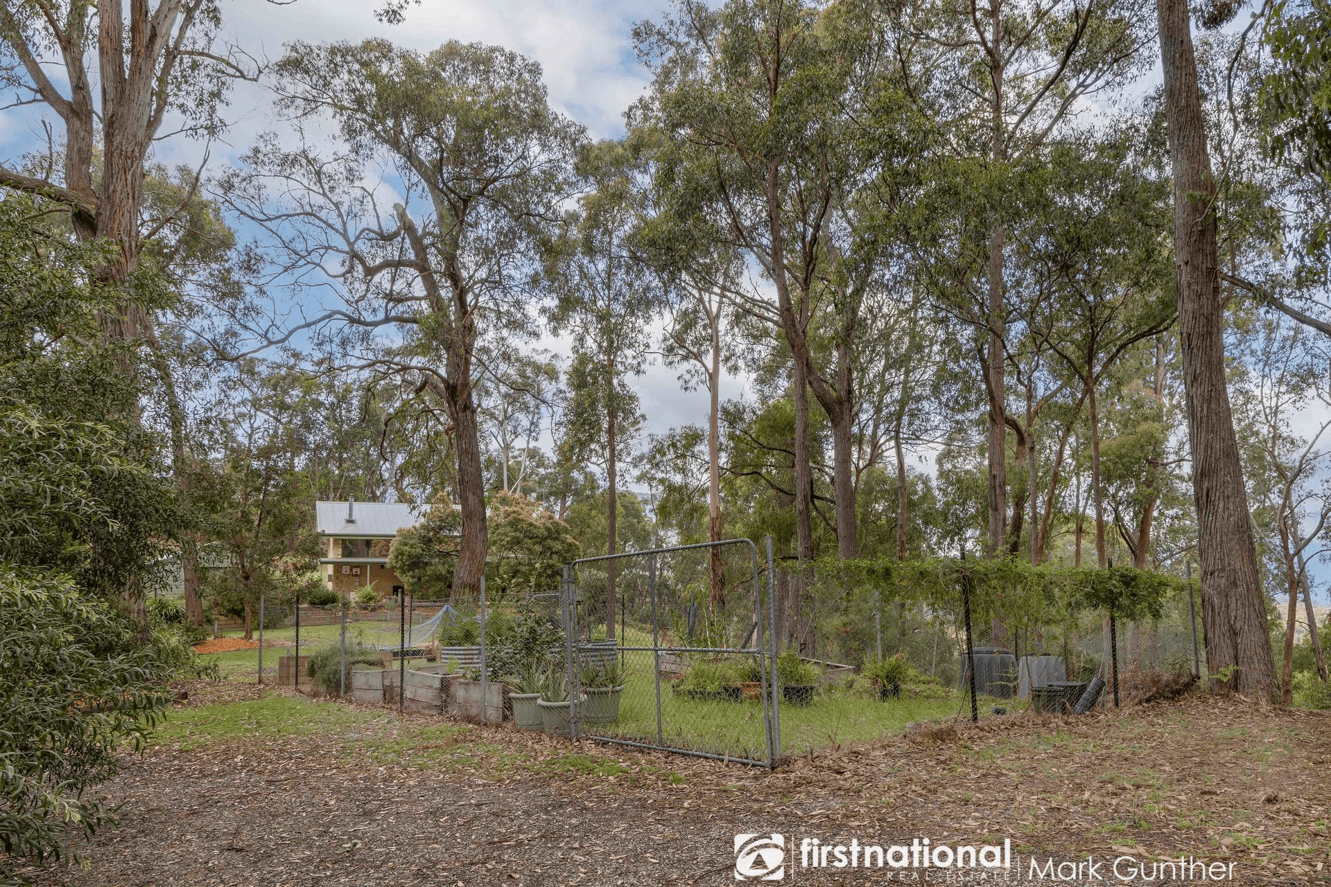 320 Lowes Road, Healesville, VIC 3777