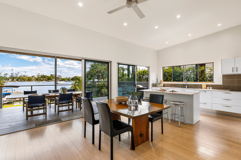 8 Wygani Drive, Noosa North Shore, QLD 4565