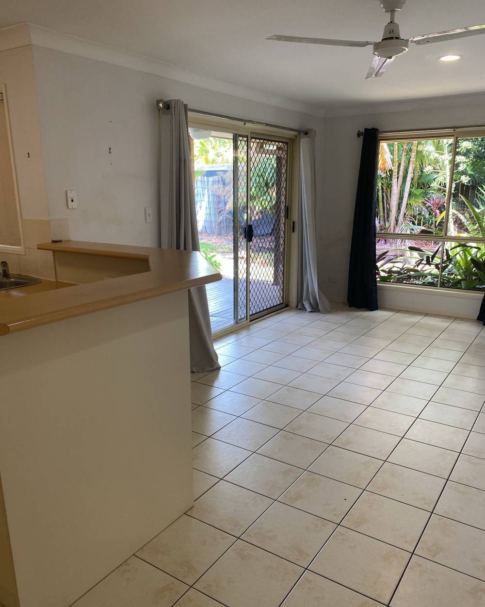 9 Satinash Court, NOOSAVILLE, QLD 4566