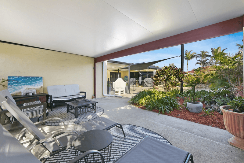 14 John Dalley Drive, HELENSVALE, QLD 4212