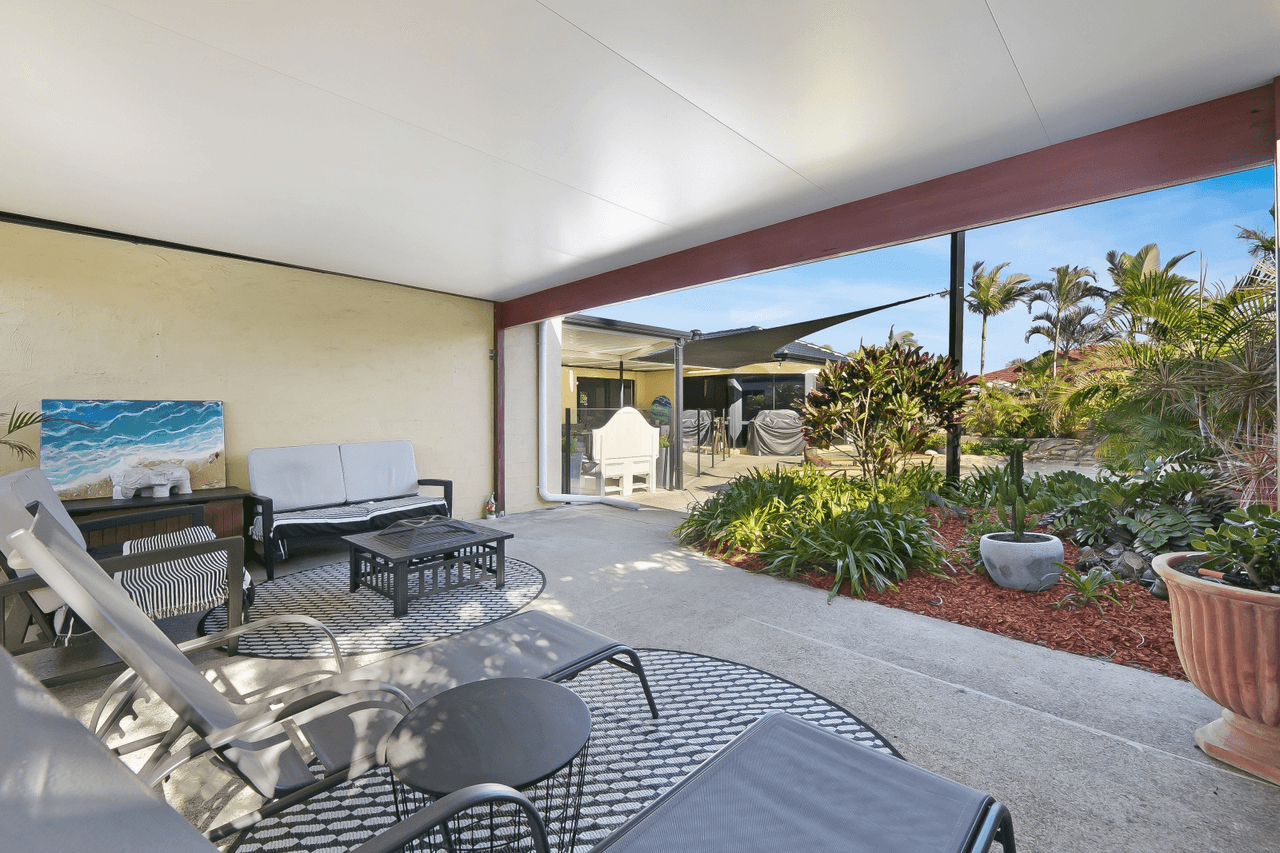 14 John Dalley Drive, HELENSVALE, QLD 4212