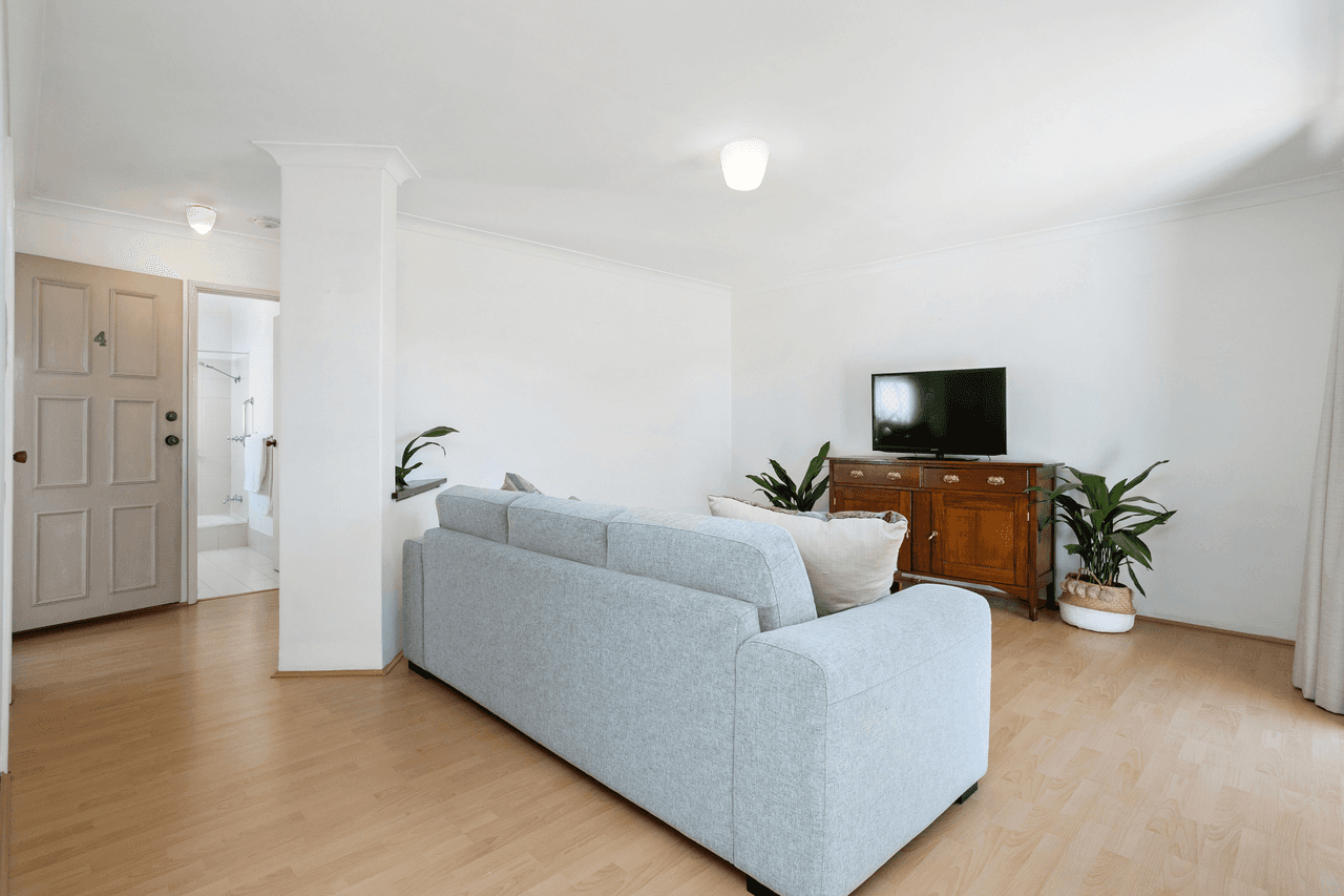 4/27 Mcgregor Street, EMBLETON, WA 6062