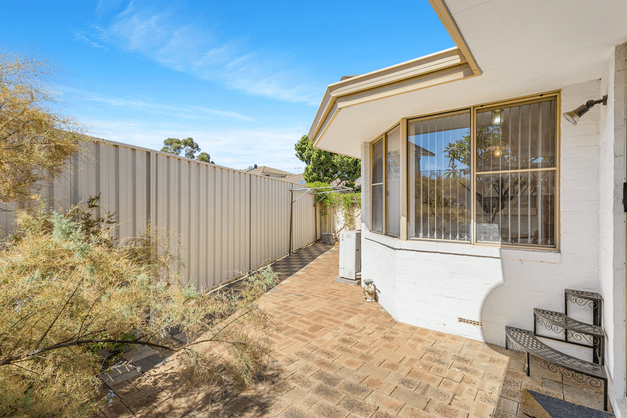 4/27 Mcgregor Street, EMBLETON, WA 6062
