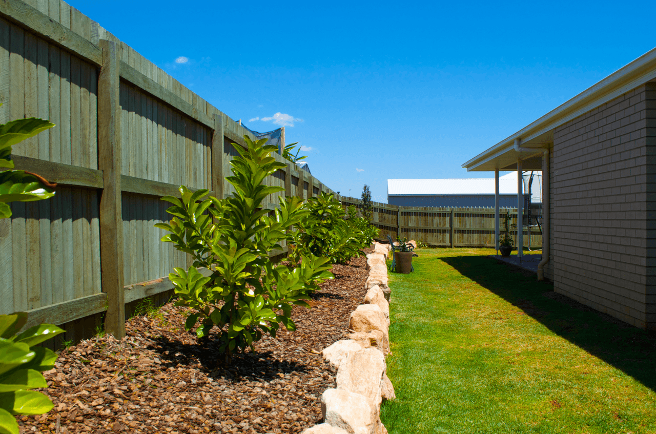 4 Wandoo Crescent, WESTBROOK, QLD 4350