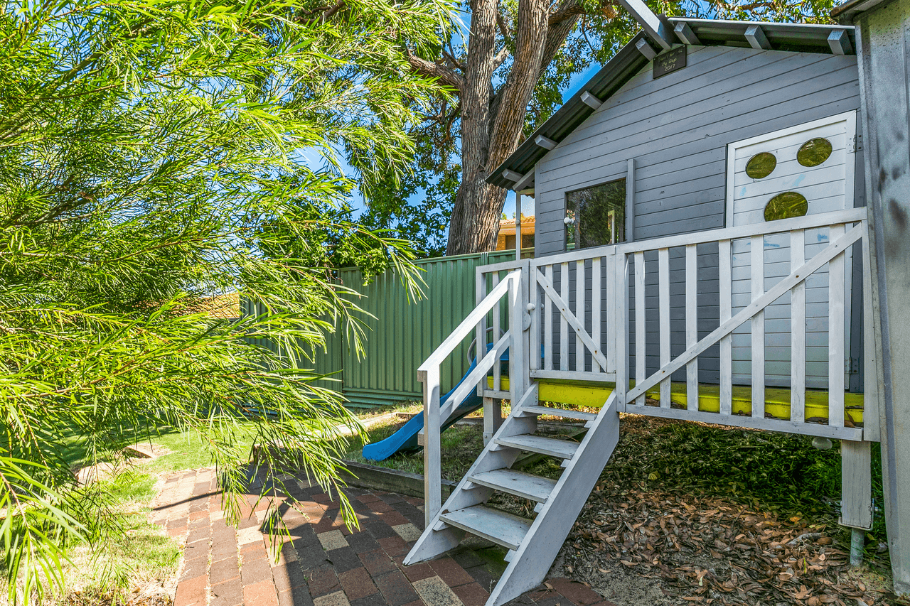 5B Grove Court, GREENWOOD, WA 6024