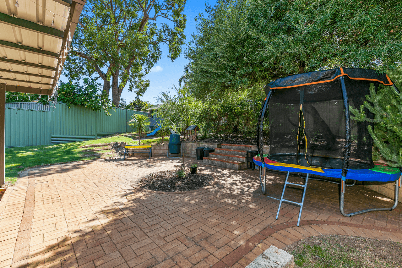 5B Grove Court, GREENWOOD, WA 6024