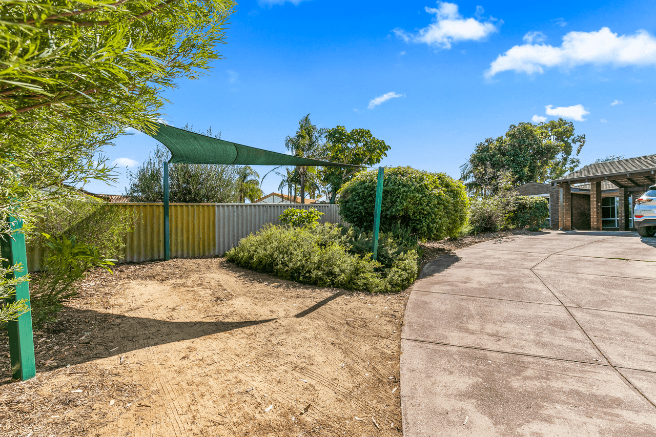 5B Grove Court, GREENWOOD, WA 6024