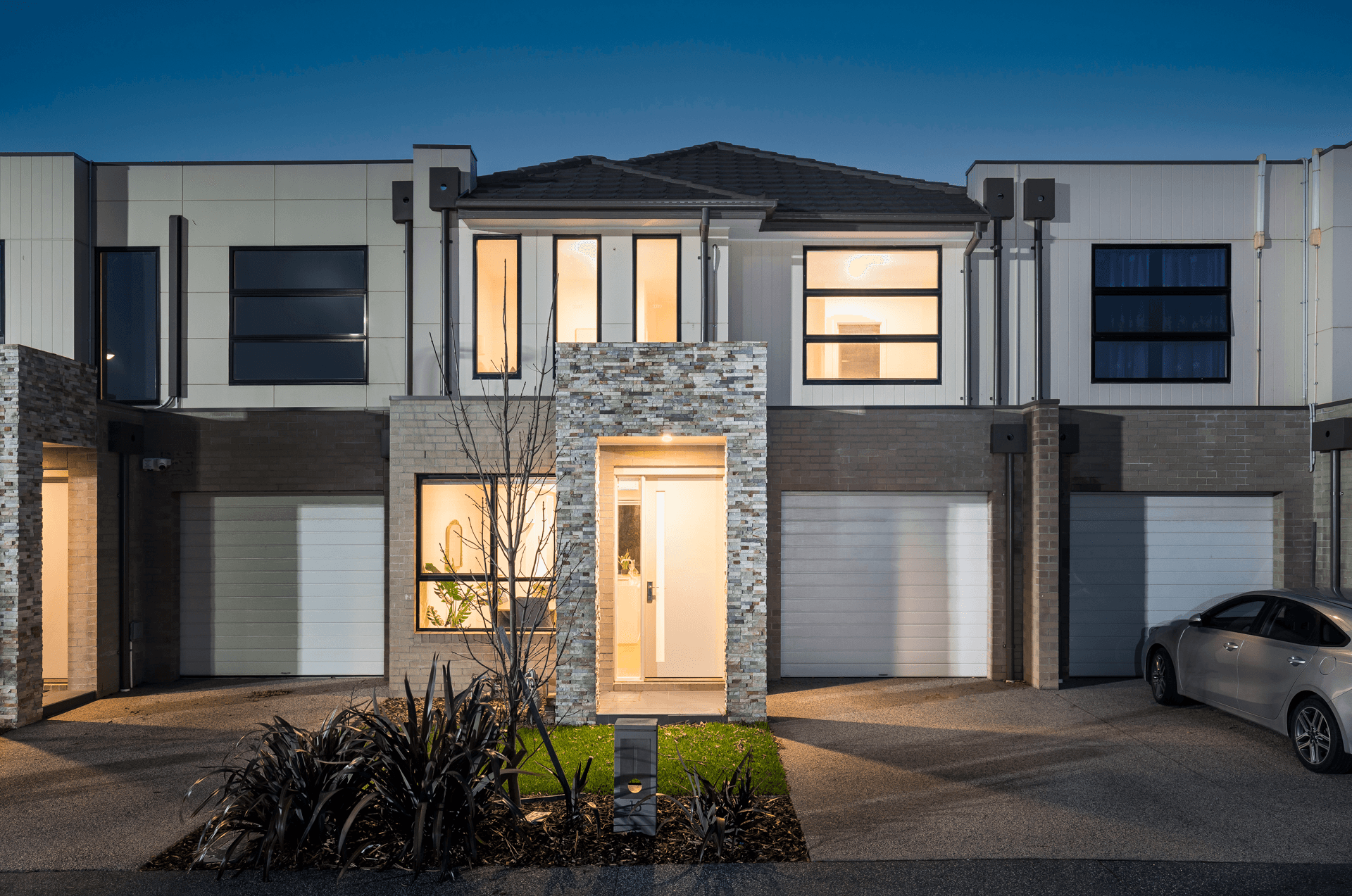 16 Grasslands Loop, Keysborough, VIC 3173