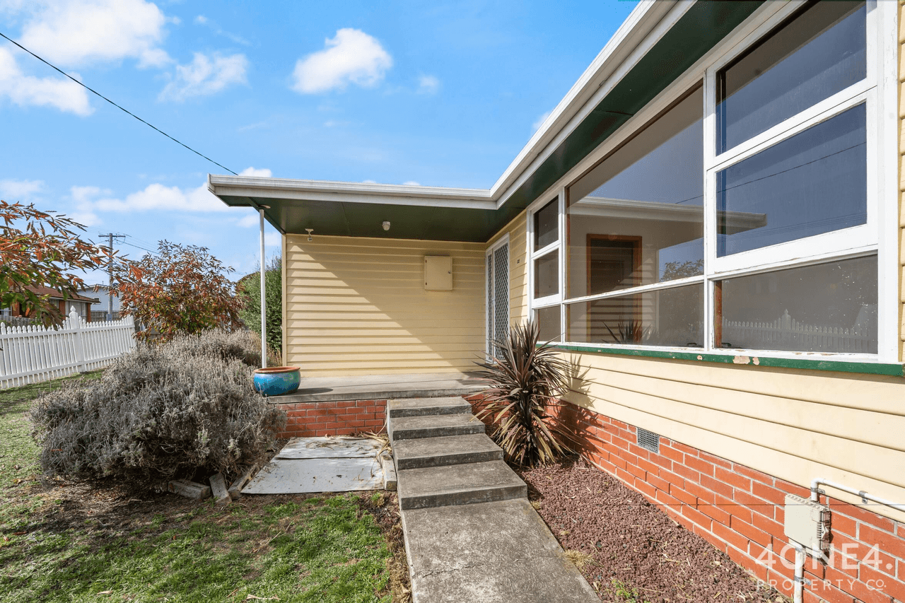 32 Ashbourne Grove, West Moonah, TAS 7009