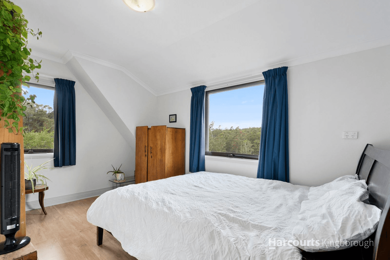 711 Leslie Road, Leslie Vale, TAS 7054