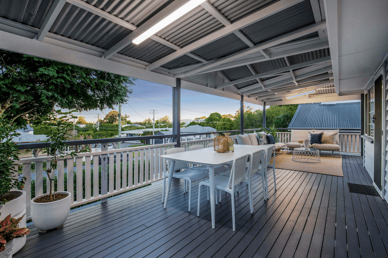 94 Bayview Terrace, Wavell Heights, QLD 4012