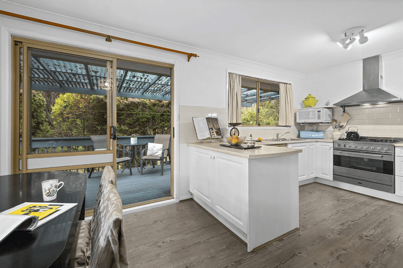 5 Garland Road, Bundanoon, NSW 2578