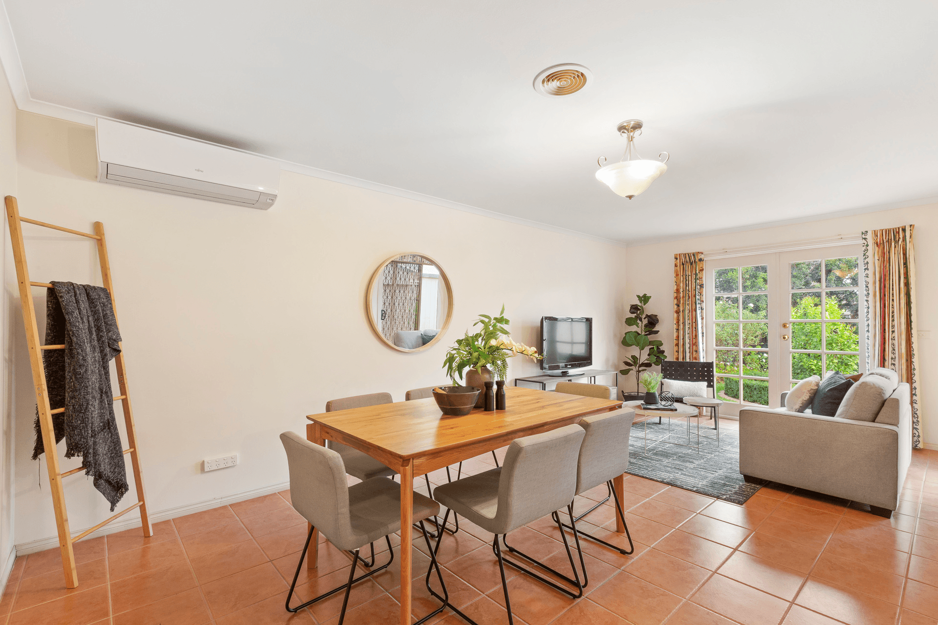 8 Park Road, Hillside, VIC 3037