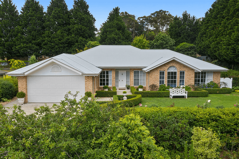 10 Forwood Crescent, Bundanoon, NSW 2578