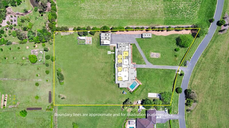 8 Sovereign Way, SAMFORD VALLEY, QLD 4520