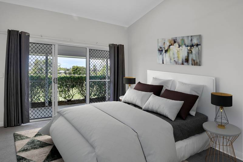 8 Sovereign Way, SAMFORD VALLEY, QLD 4520