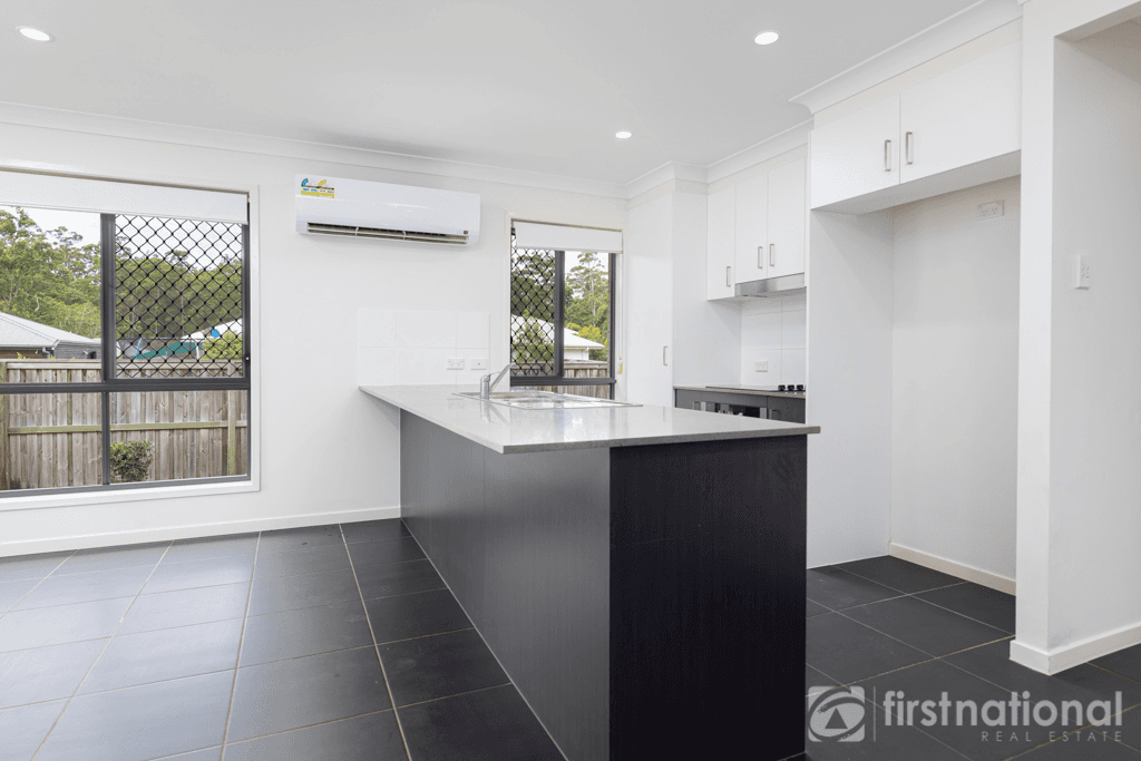 19 Buckley Street, LANDSBOROUGH, QLD 4550