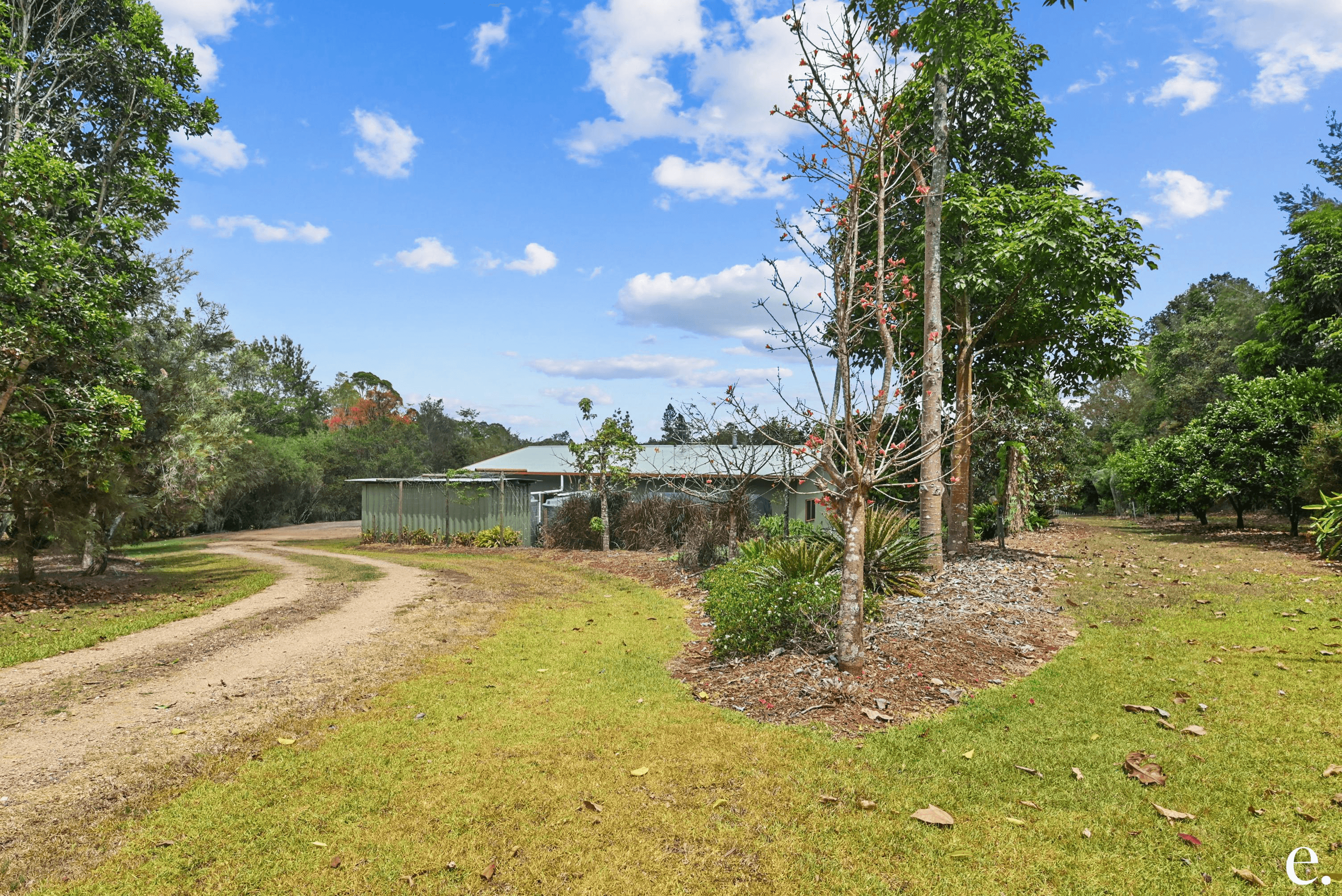 29 Imrie Close, LAKE EACHAM, QLD 4884