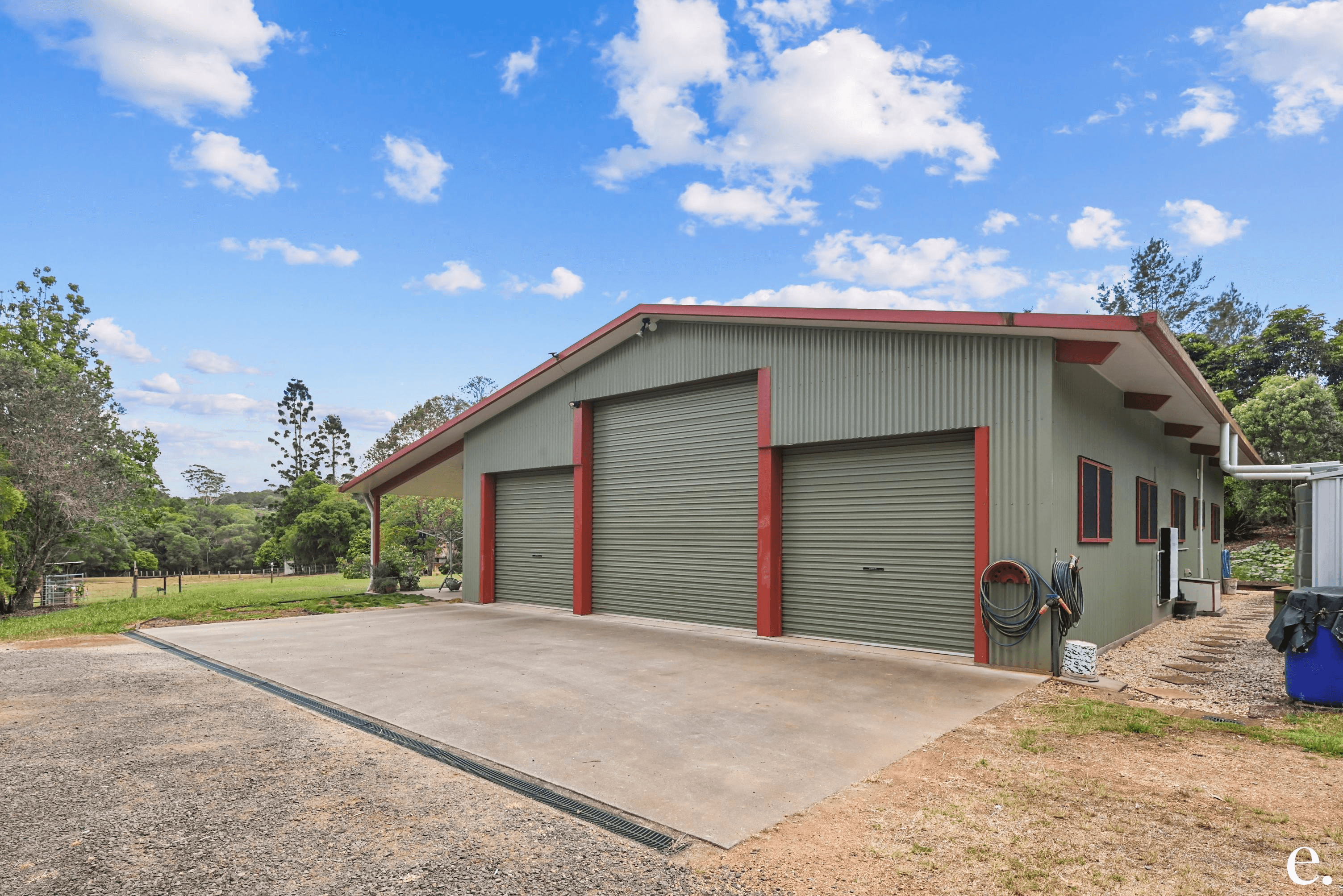 29 Imrie Close, LAKE EACHAM, QLD 4884