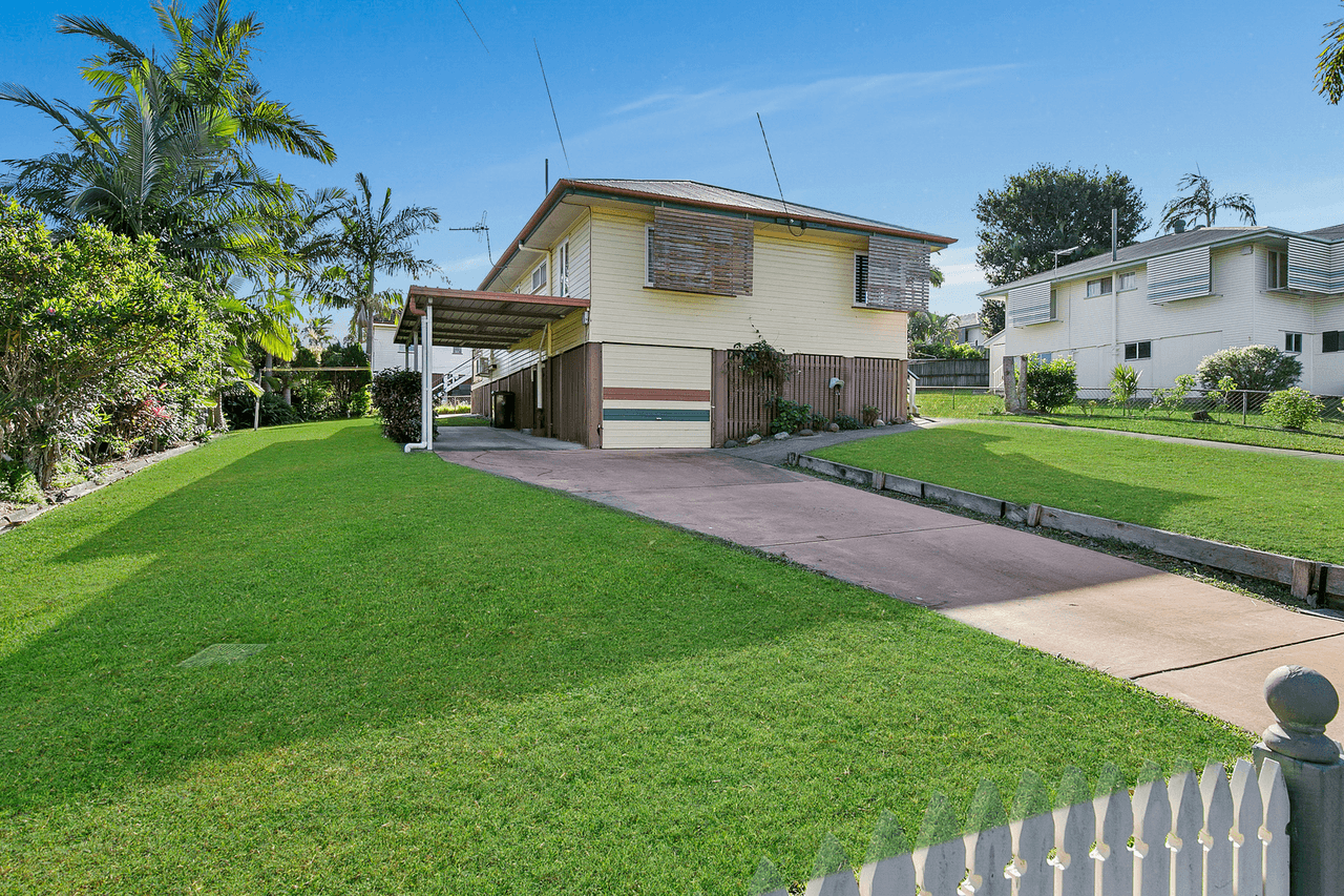 33 Stannard Road, MANLY WEST, QLD 4179