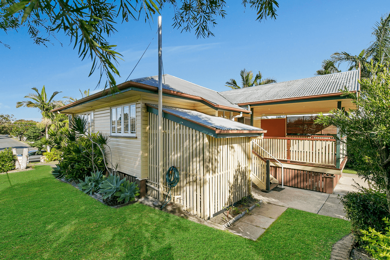 33 Stannard Road, MANLY WEST, QLD 4179