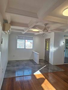 15 Hillcrest Parade, MIAMI, QLD 4220