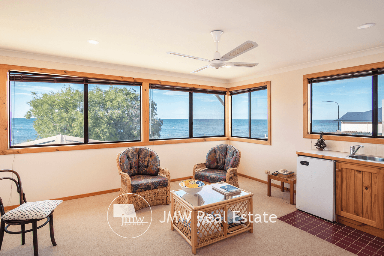 24 Bay View Crescent, DUNSBOROUGH, WA 6281