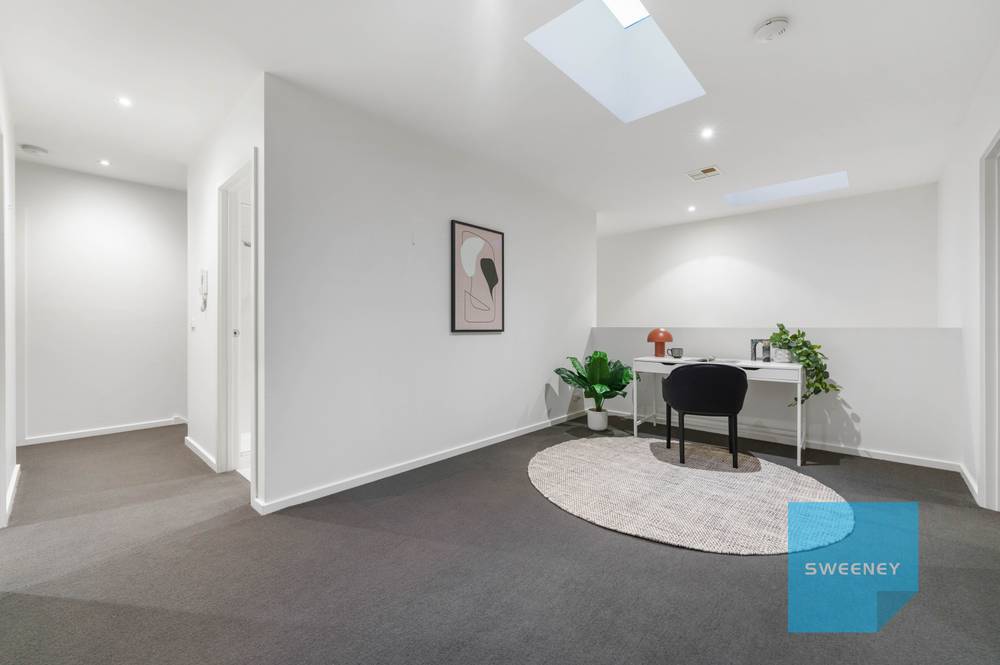 4 Kensington Street, CAROLINE SPRINGS, VIC 3023