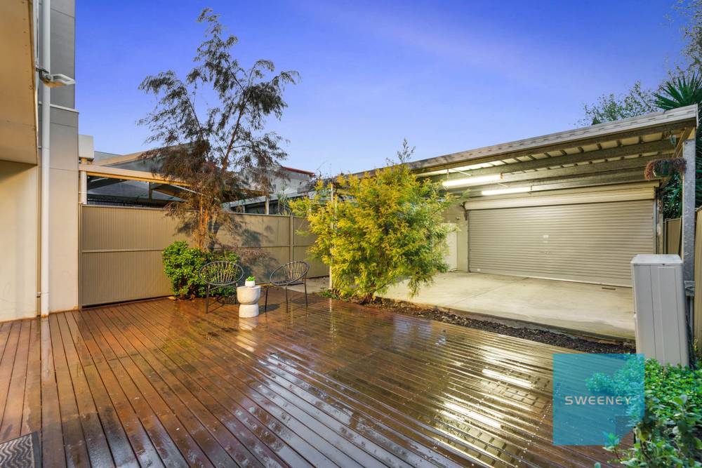 4 Kensington Street, CAROLINE SPRINGS, VIC 3023