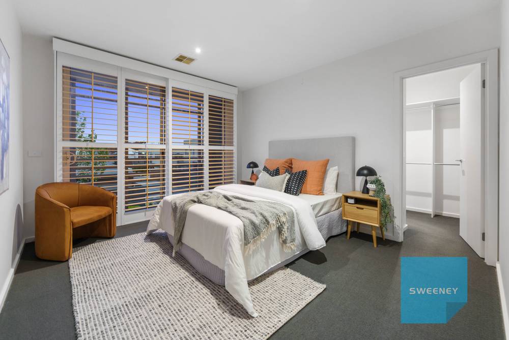 4 Kensington Street, CAROLINE SPRINGS, VIC 3023