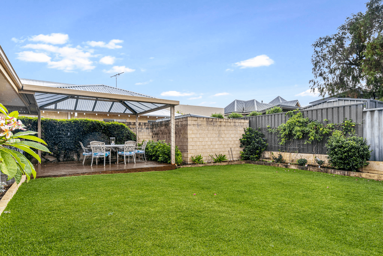 13 Davies Way, BROADWATER, WA 6280