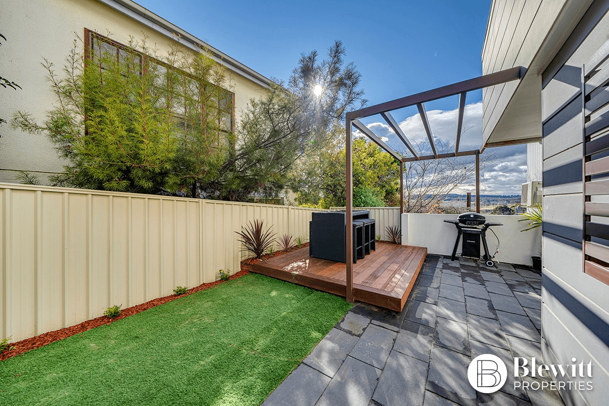 2/78 Derrima Road, Queanbeyan, NSW 2620