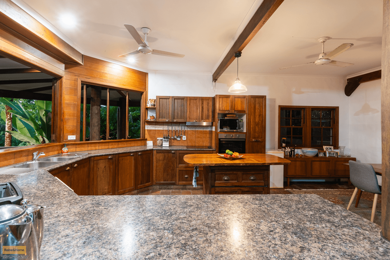 48 Mourilyan Road, EAST INNISFAIL, QLD 4860
